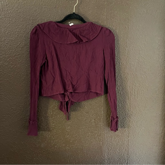 Maroon Purple Long Sleeve Ruffle V Neck Lace Up Top, Forever 21 Size Medium - Picture 6 of 6